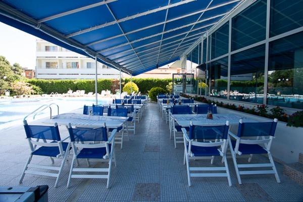 Regata Palace Hotel ซันนีบีช ภายนอก รูปภาพ